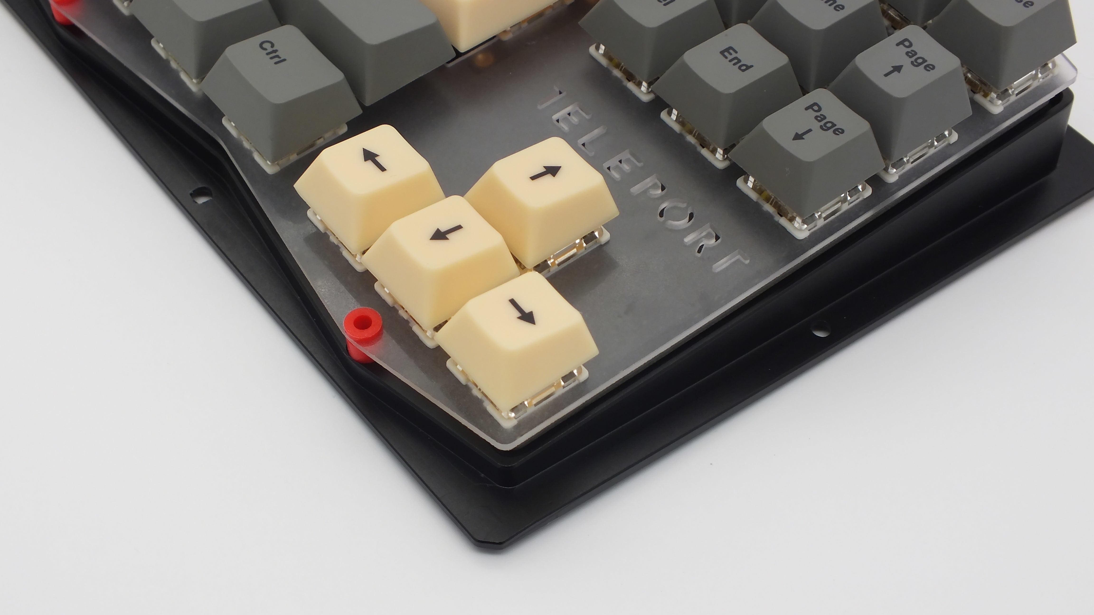 CUSTOM KEYBOARDS – The Teleport